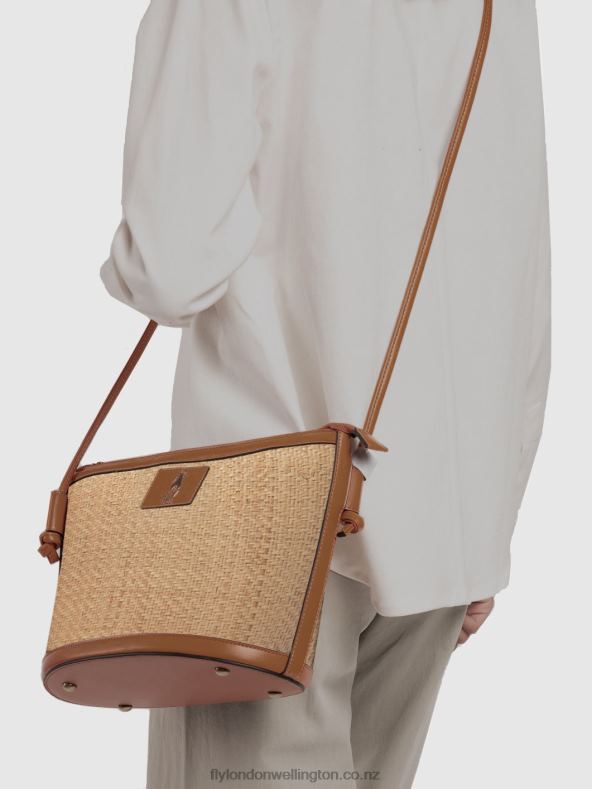 Women Fly London CAMEL Shoulder Bags DONI732 0B6X4789