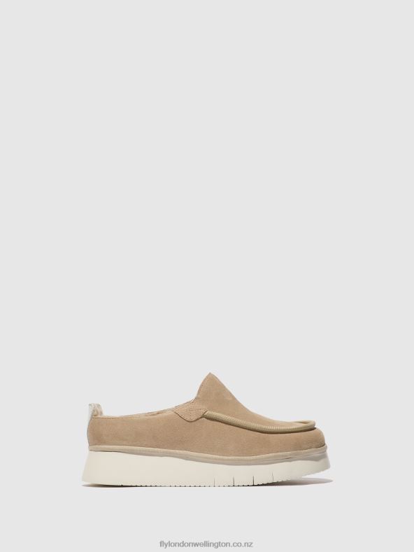 Women Fly London CREME Closed Shoes CEZE361000 0B6X4688